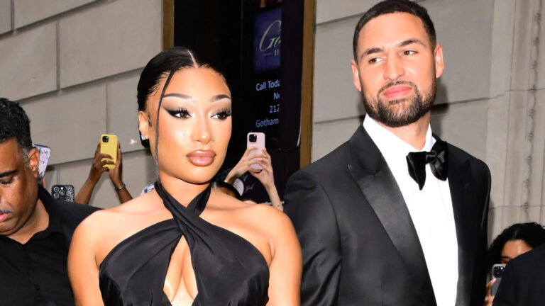 Megan Thee Stallion décide d'arrêter avec Klay Thompson et dit qu'elle a besoin d'une « vraie pause » après des allégations de tricherie Logo