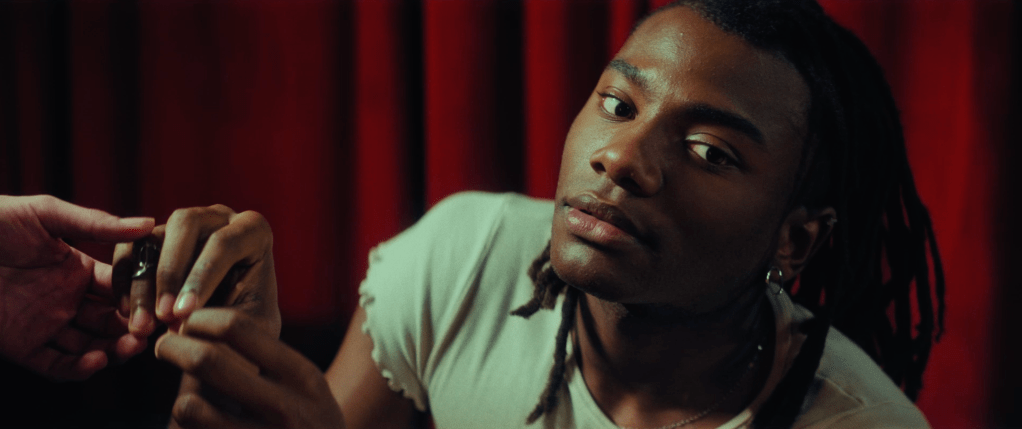 Gabriel Faryas dans le rôle de Matias.