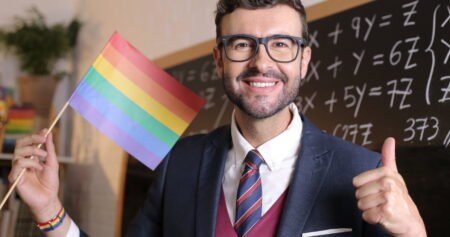 Un nouveau rapport montre que les adultes sont essentiels à la réussite des étudiants LGBTQ+