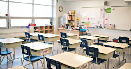 Une enseignante se suicide le premier jour d'école après des années de harcèlement anti-lesbienne