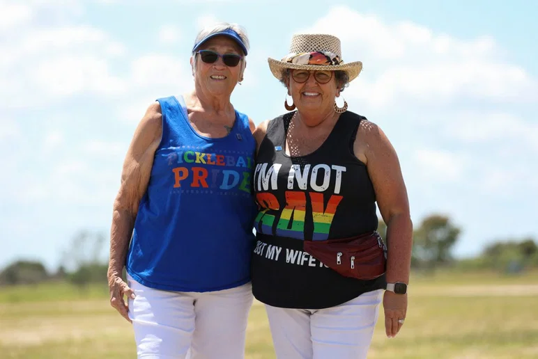 Scènes du cinquième festival annuel Treasure Coast Pride Fest, le 25 avril 2026, au parc des expositions du comté de St. Lucie. L'événement était organisé par Sanctuary of the Treasure Coast.