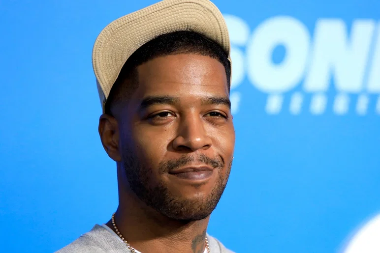 Kid Cudi à la première de Sonic The Hedgehog 2 à Los Angeles au Village Theatre le 5 avril 2022 à Westwood, Californie