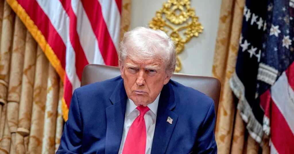 Trump exploite la longue histoire de politique sectaire de l'Amérique dans sa propre forme de terrorisme migratoire Trump exploite la longue histoire de politique sectaire de l'Amérique dans sa propre forme de terrorisme migratoire