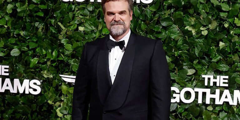 David Harbour dit que les retombées de Lily Allen dans le West End Girl ont déclenché une « urgence de santé mentale effrayante » David Harbour dit que les retombées de Lily Allen dans le West End Girl ont déclenché une « urgence de santé mentale effrayante »