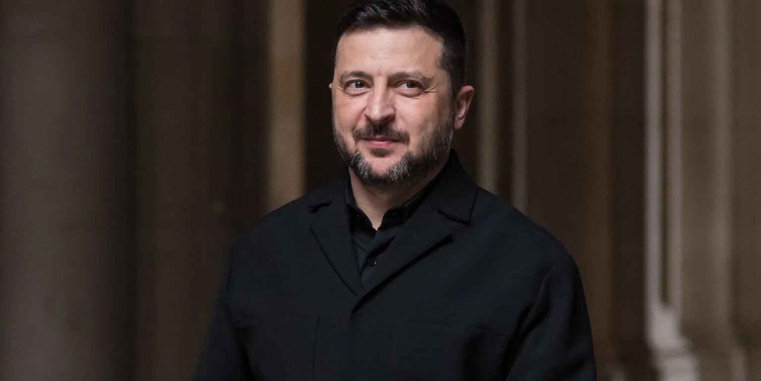 « Nous sommes des gens modernes » : Zelensky appelle à un débat ouvert sur les droits LGBTQ+ en Ukraine LONDON, UNITED KINGDOM - JUNE 07, 2026: President of Ukraine Volodymyr Zelenskyy arrives in Downing Street ahead of a meeting of European allies to discuss ongoing support for Ukraine hosted by Britis