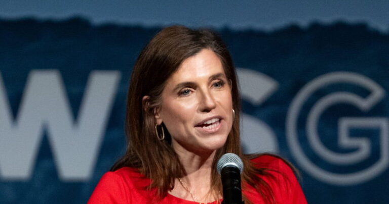 « Crybully » : les républicains partagent ce qu’ils ressentent à propos de Nancy Mace après sa première défaite « Crybully » : les républicains partagent ce qu’ils ressentent à propos de Nancy Mace après sa première défaite