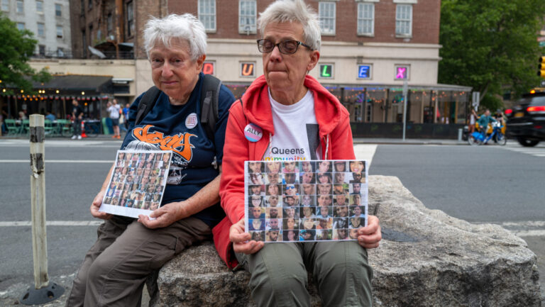 Dix ans après Pulse, nous honorons les vies perdues et la communauté qui perdure Dix ans après Pulse, nous honorons les vies perdues et la communauté qui perdure