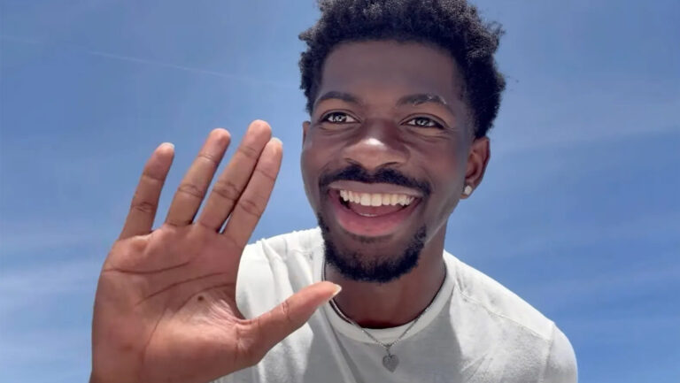 Lil Nas X partage une mise à jour sincère sur sa santé après des mois hors de la vue du public Logo