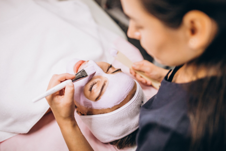 Les salons de beauté et le logiciel de réservation en ligne en 2026 Les salons de beauté et le logiciel de réservation en ligne en 2026