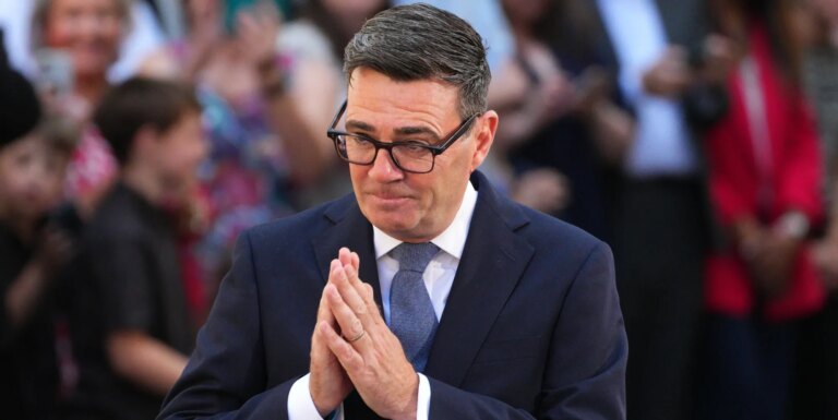 Le bilan d'Andy Burnham sur les questions LGBTQ+ alors qu'il devient nouveau Premier ministre Andy Burnham