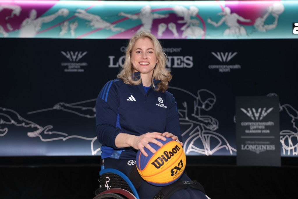 Robyn Love est une joueuse de basket-ball en fauteuil roulant 3x3.