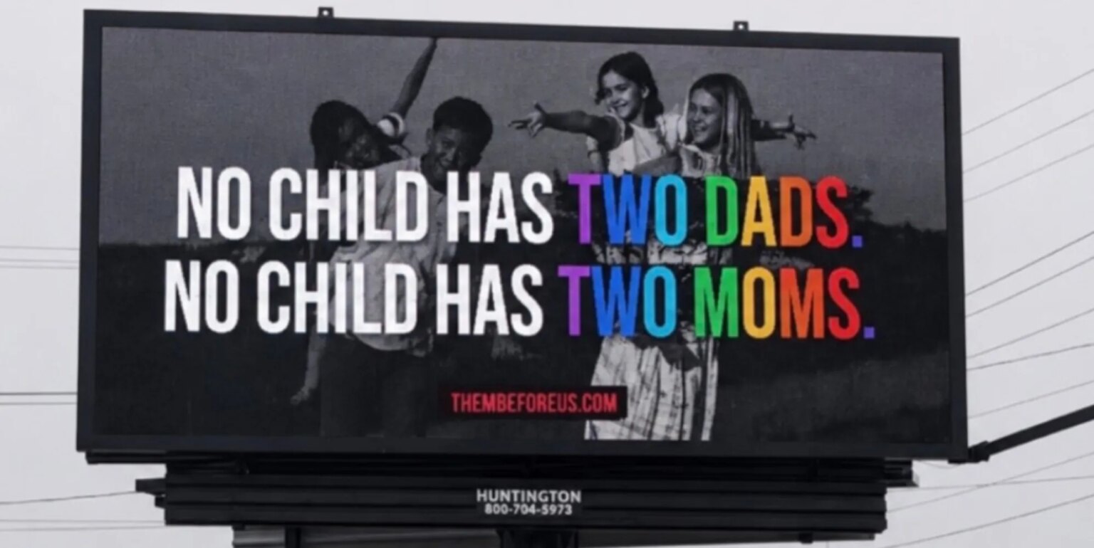 La communauté de l’Ohio riposte alors que des panneaux d’affichage anti-LGBTQ+ apparaissent dans l’État Anti-LGBTQ+ billboards in Ohio