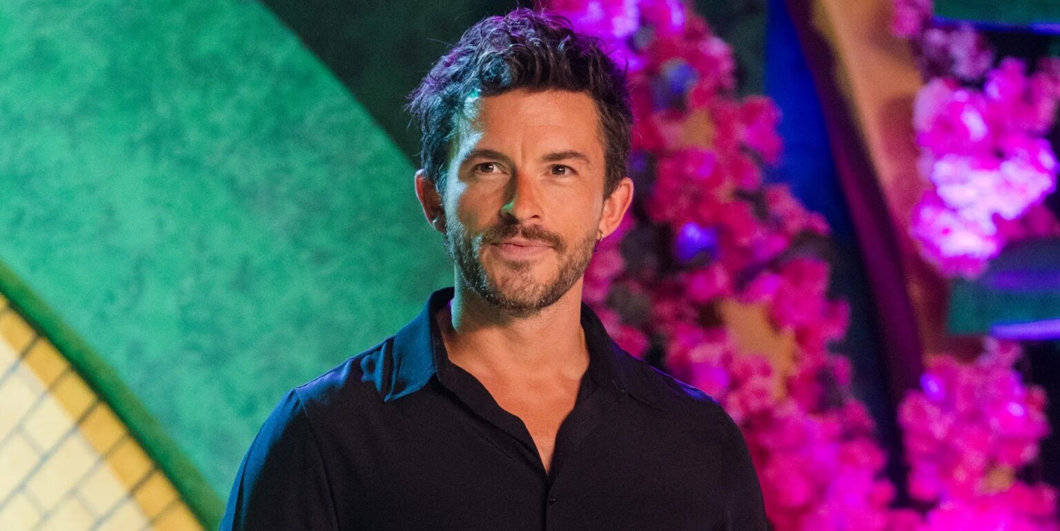 Jonathan Bailey prêtera son ton sensuel à Dracula alors qu'il rejoint le projet vampire Jonathan Bailey prêtera son ton sensuel à Dracula alors qu'il rejoint le projet vampire