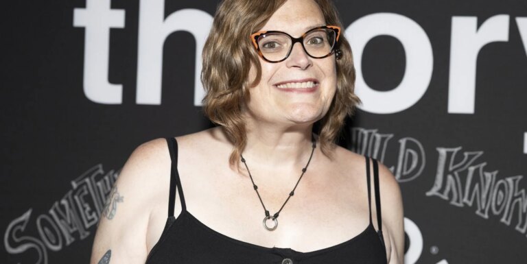 Lilly Wachowski de Matrix dit qu'Hollywood ne soutiendra pas son nouveau film en raison d'un « casting trans mur à mur » Lilly Wachowski de Matrix dit qu'Hollywood ne soutiendra pas son nouveau film en raison d'un "casting trans mur à mur"