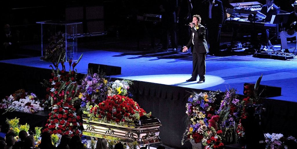 Shaheen Jafargholi s'est produite au mémorial de Michael Jackson
