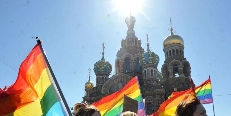 Le réseau LGBT russe ferme ses portes après qu'une décision sur « l'extrémisme » ait rendu son travail « impossible » Le réseau LGBT russe ferme ses portes après qu'une décision sur « l'extrémisme » ait rendu son travail « impossible »