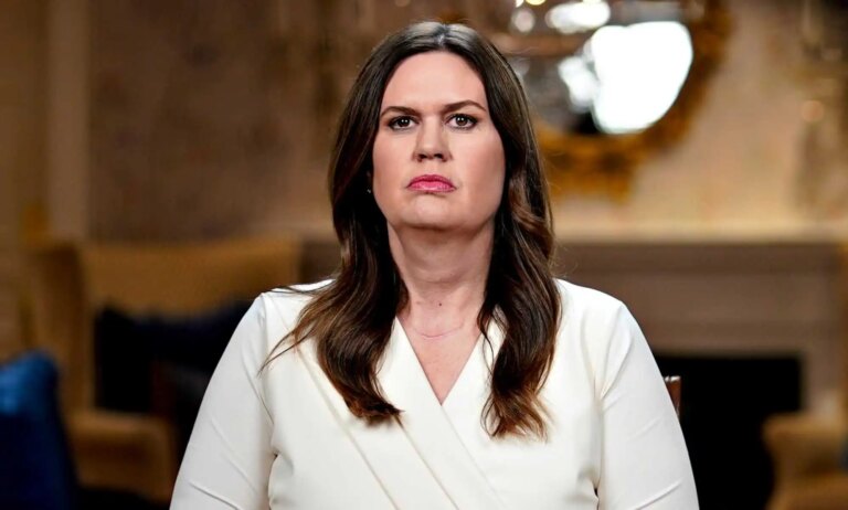 « Très offensant » : le gouverneur de l'Arkansas critiqué pour une publicité anti-transport sportive Arkansas Governor Sarah Huckabee Sanders