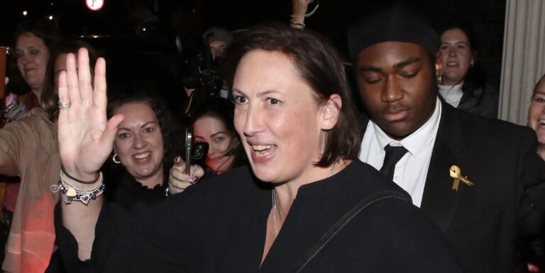 Miranda Hart dit que les traîtres des célébrités seront un défi en raison de sa maladie chromique Celebrity Sightings In London - October 19, 2024