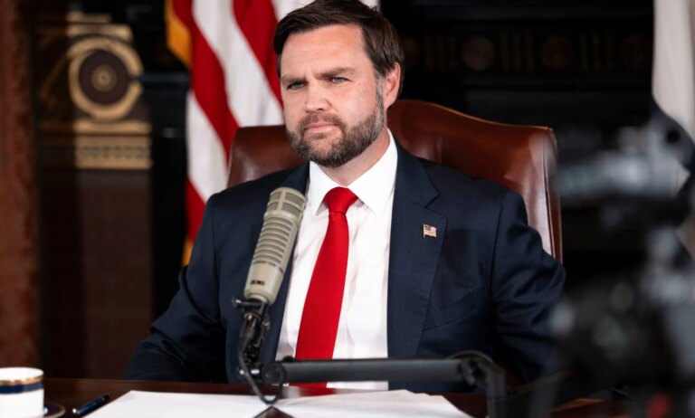 JD Vance affirme que James Talarico a une « étrange obsession pour les enfants travestis » JD Vance