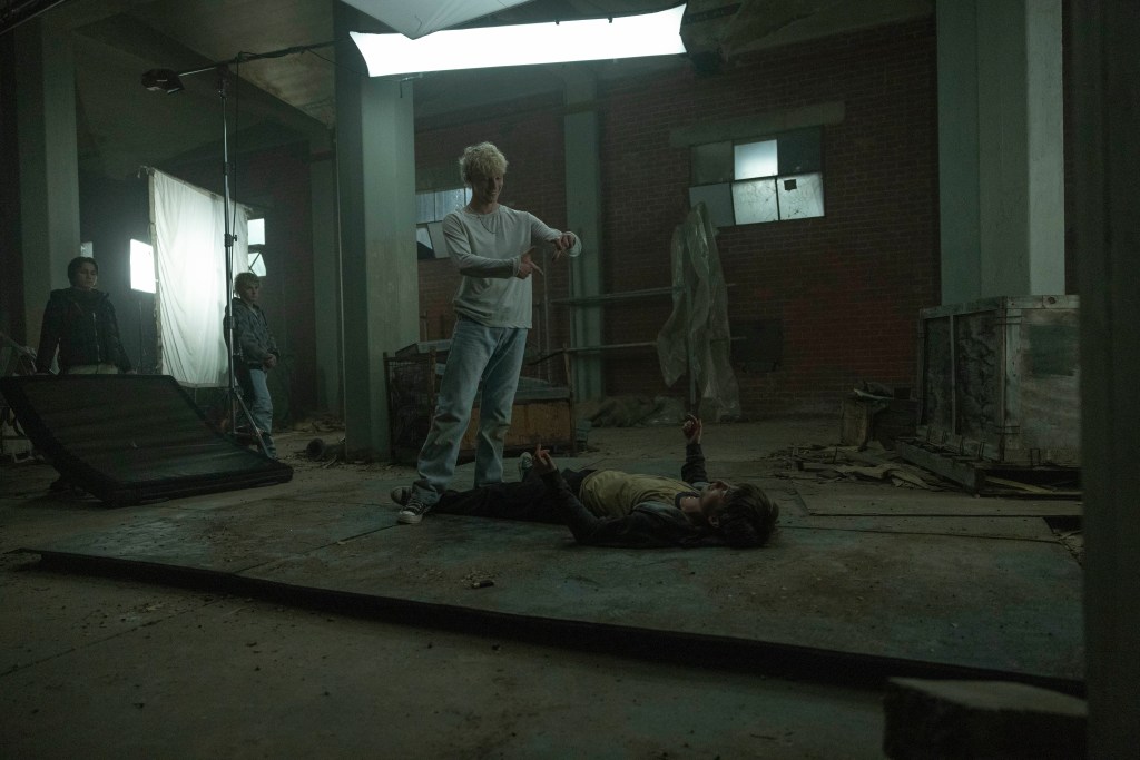 Stacy Claisen et Joe Bird sur le tournage de Leviticus.
