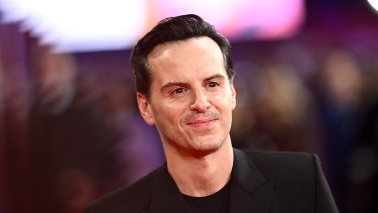 Andrew Scott porte à l'écran sa puissante pièce solo Logo
