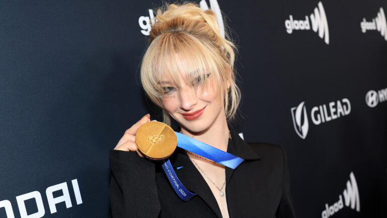 La championne olympique Amber Glenn rejoint « Danse avec les stars » Logo