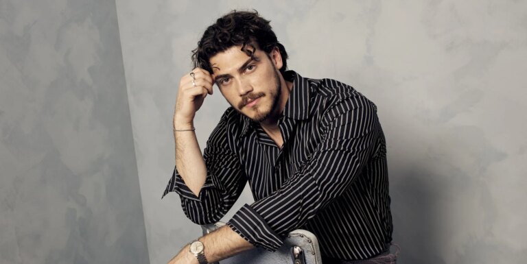 Jack Innanen répond aux accusations de queerbaiting concernant le personnage « adulte » sexuellement fluide Getty Images Portrait Studio Presented By IMDb And IMDbPro At The Intercontinental Hotel Toronto, 2026